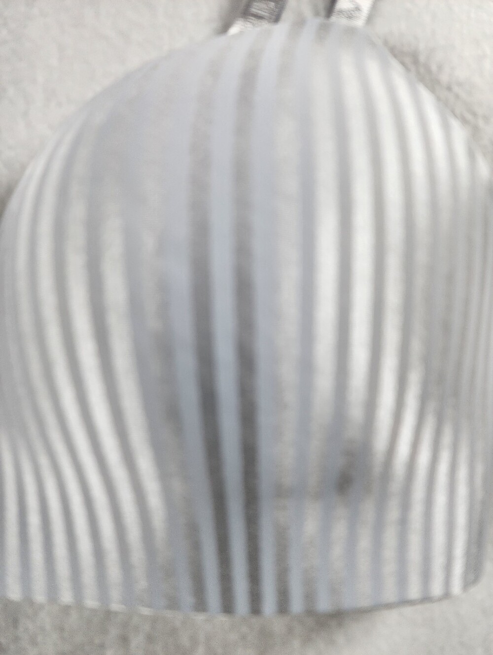 Victoria’s Secret 34D Wireless T-Shirt Bra Silver Metallic Stripe - Picture 3 of 15